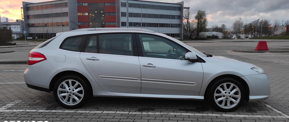 Renault Laguna cena 15000 przebieg: 306000, rok produkcji 2008 z Wrocław małe 92